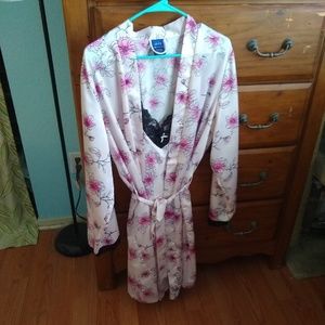 Apt 9 silky night gown and robe set